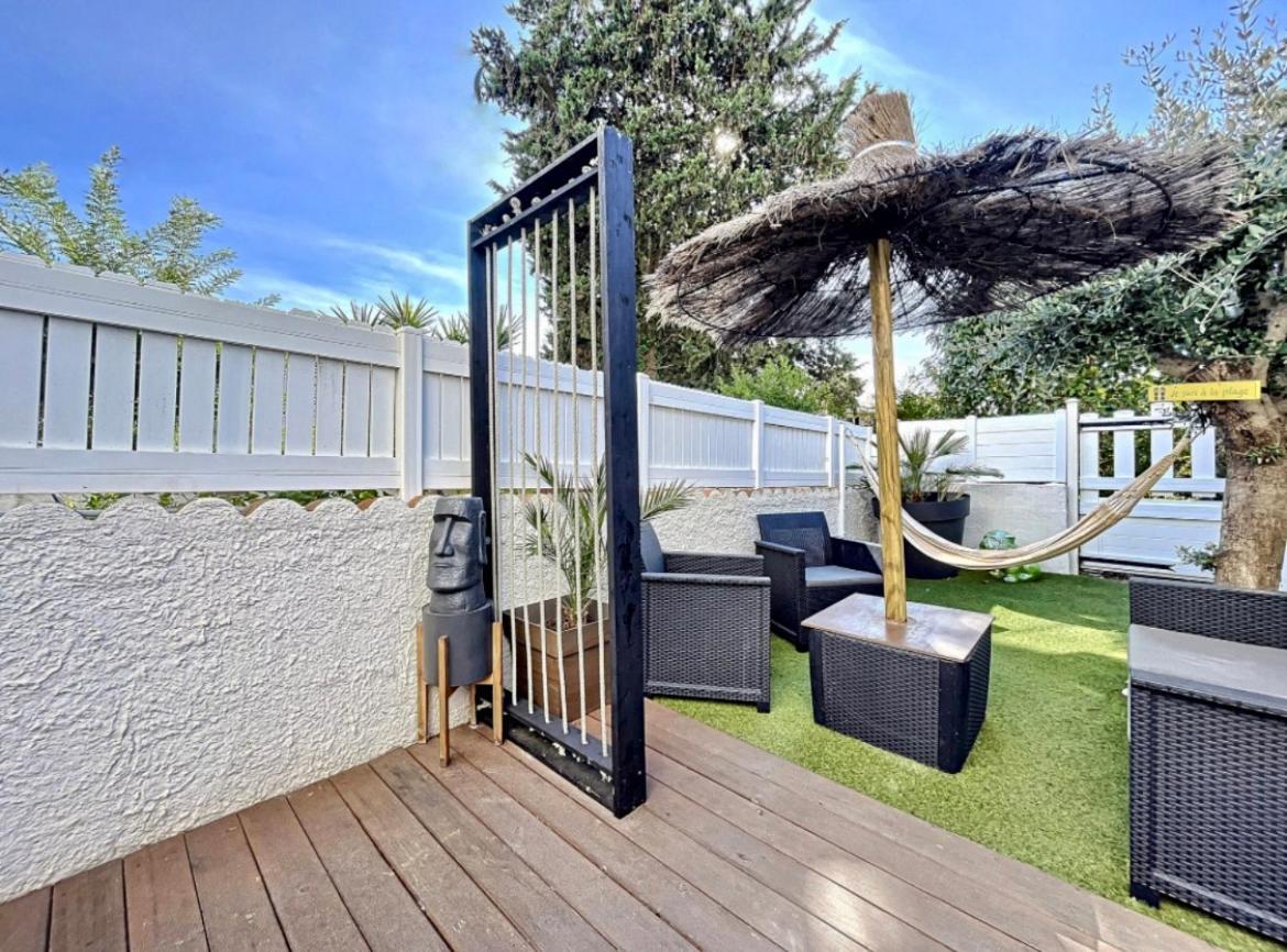 Apartment Rez De Jardin A 900m De La Agde